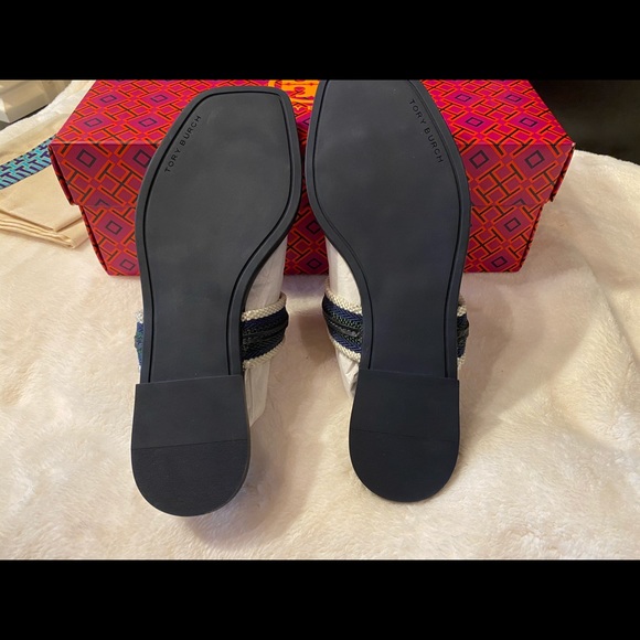 TORY BURCH JESSA THONG SANDAL - Picture 5 of 7